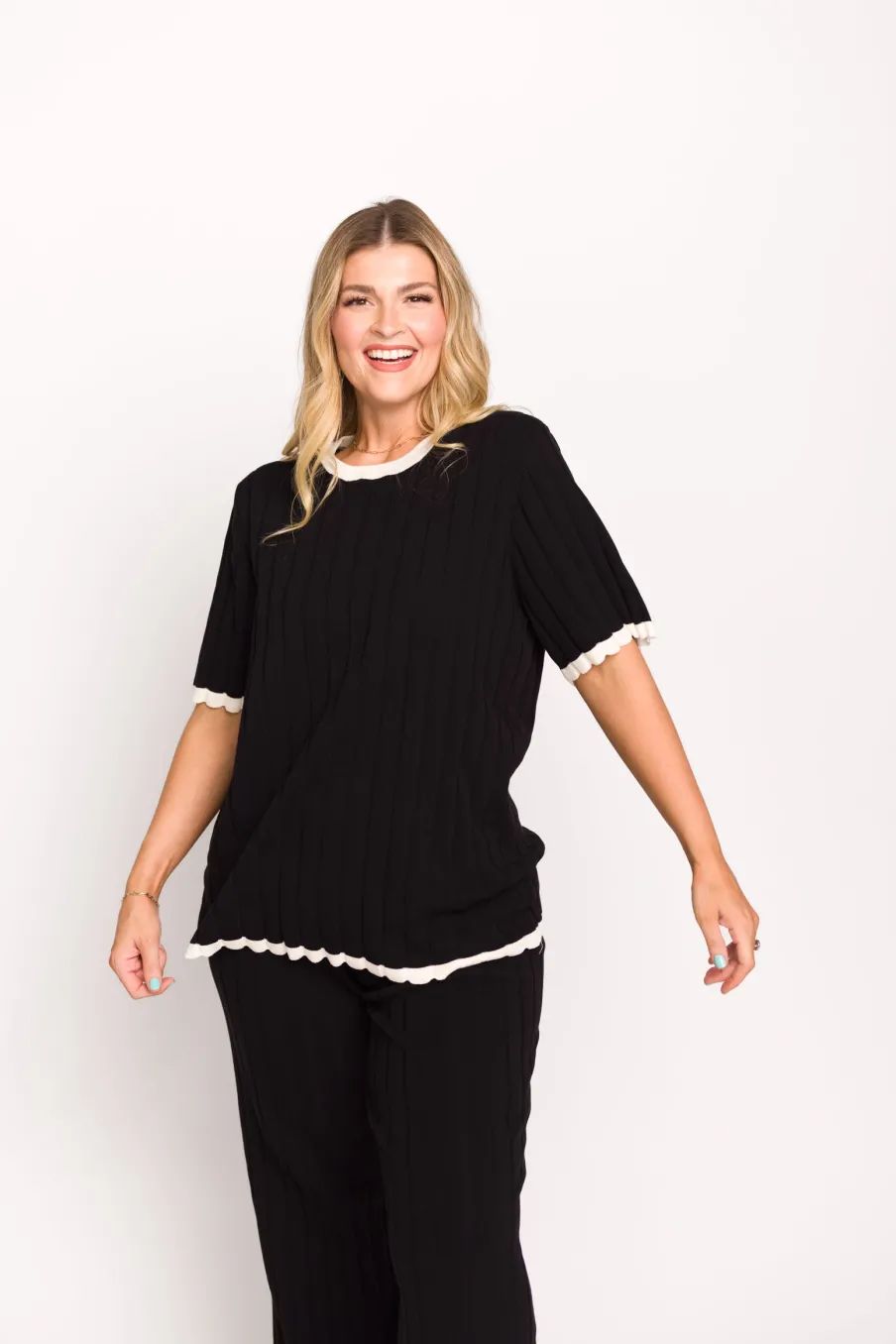 Best Worth Collective Adele Ribbed Knit Top and Pants Set in Black