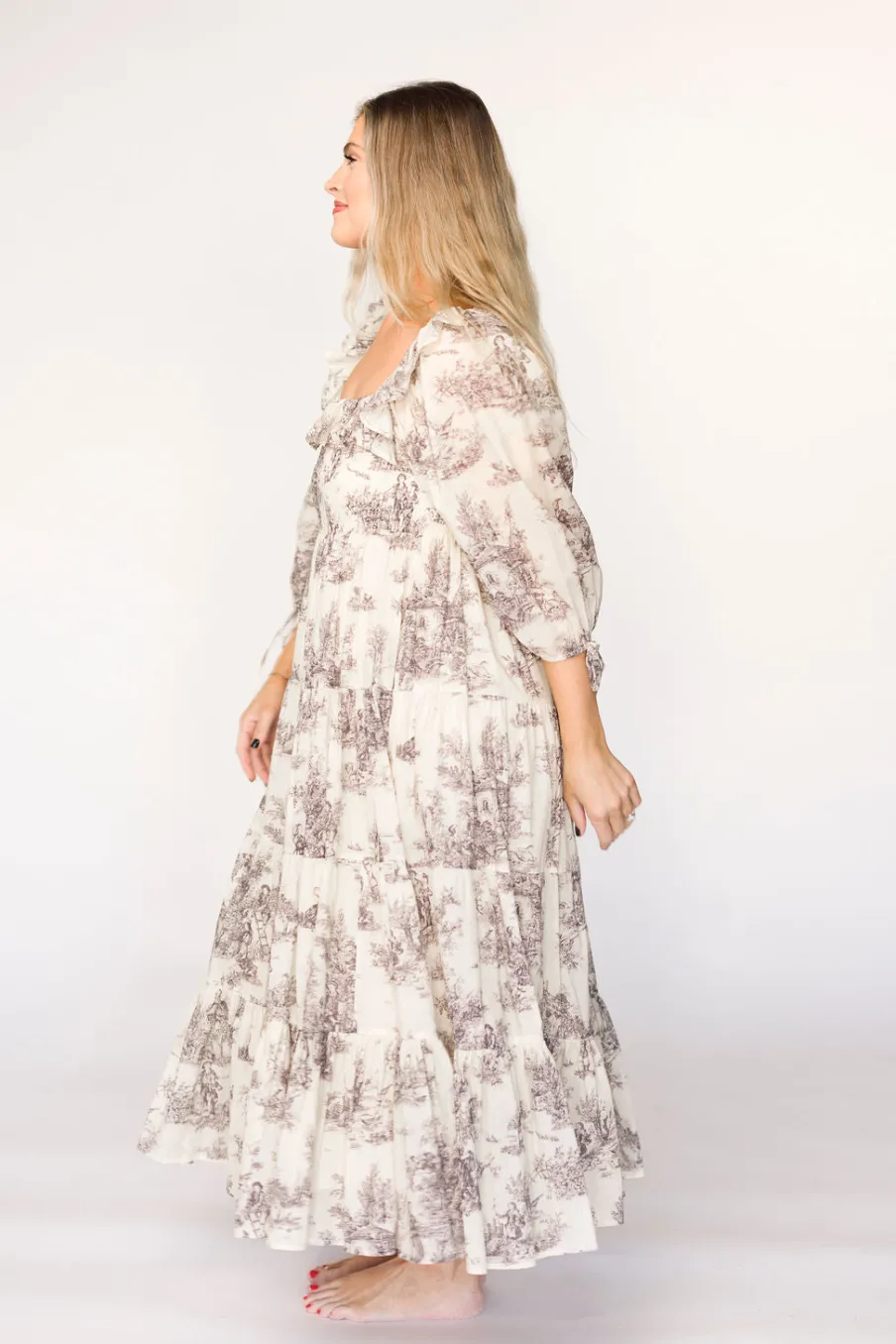 Discount Worth Collective Amali Dress in Ivory - 100% Cotton & Bump Friendly