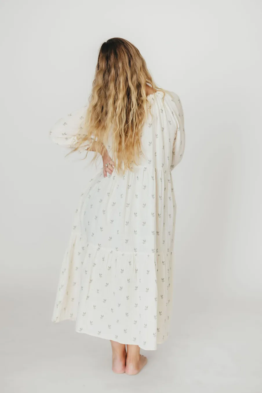 Clearance Worth Collective Avery Tiered Linen-Blend Midi Dress in Soy/Sage Foliage - Bump Friendl