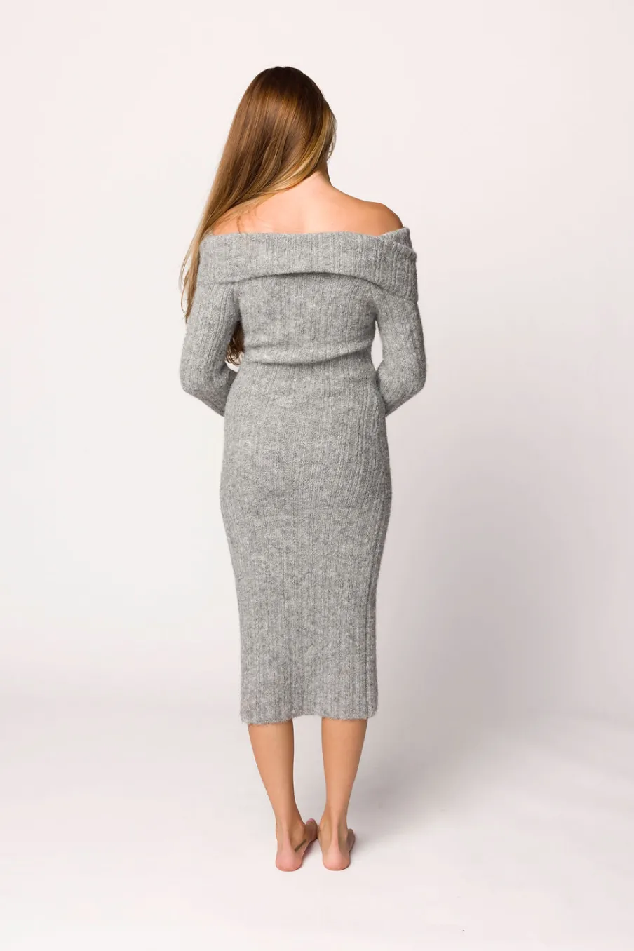 New Worth Collective Beth Off-the-Shoulder Sweater Midi Dress in Heather Grey
