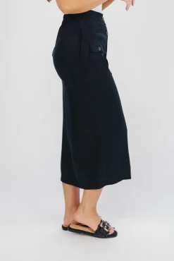 Discount Worth Collective Better Days Button-Down Midi Cargo Skirt in Black