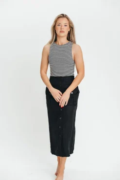 Discount Worth Collective Better Days Button-Down Midi Cargo Skirt in Black