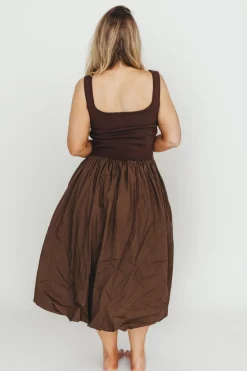Discount Worth Collective Betty Midi Dress in Brown