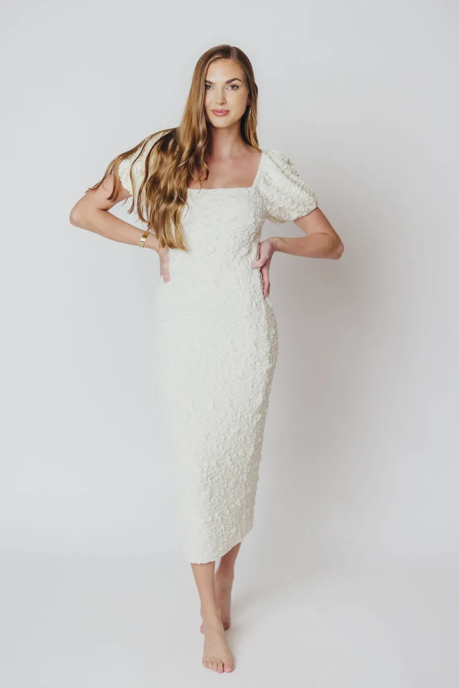 New Worth Collective Blakeley Textured Midi Dress in Ivory- Bump Friendly & Inclusive Sizin
