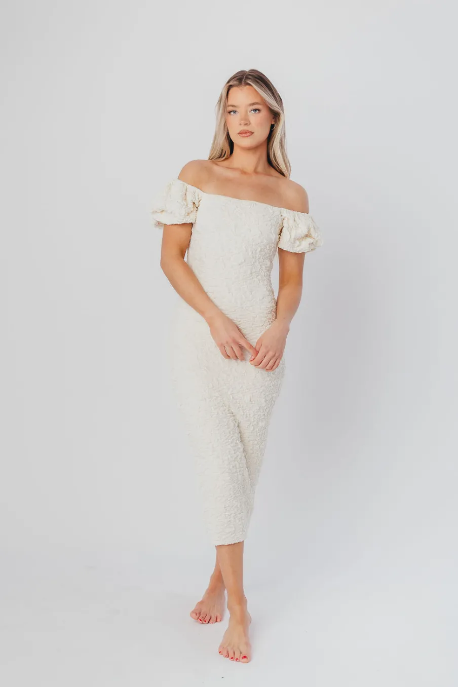New Worth Collective Blakeley Textured Midi Dress in Ivory- Bump Friendly & Inclusive Sizin