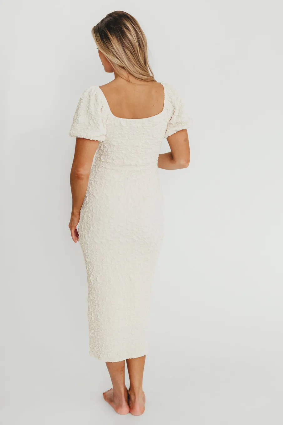 New Worth Collective Blakeley Textured Midi Dress in Ivory- Bump Friendly & Inclusive Sizin