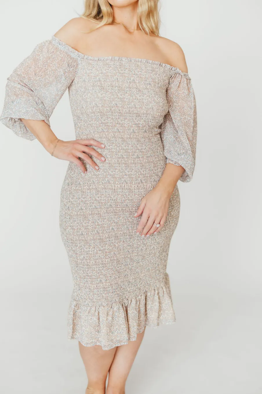 Sale Worth Collective Cameron Stretchy Midi Dress with Ruffles in Beige/Blue