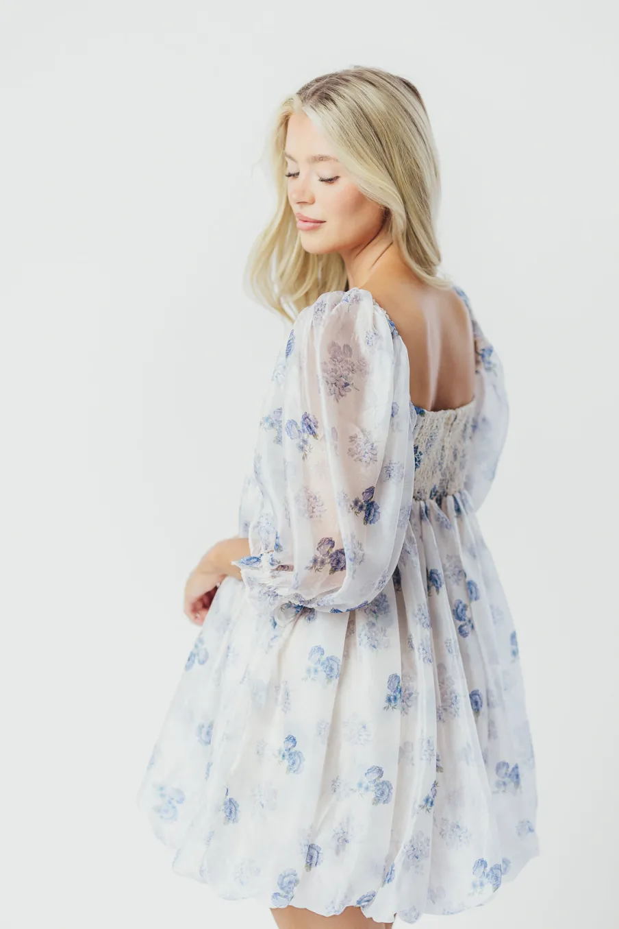Discount Worth Collective Chase Bubble Hem Mini Dress in White/Periwinkle