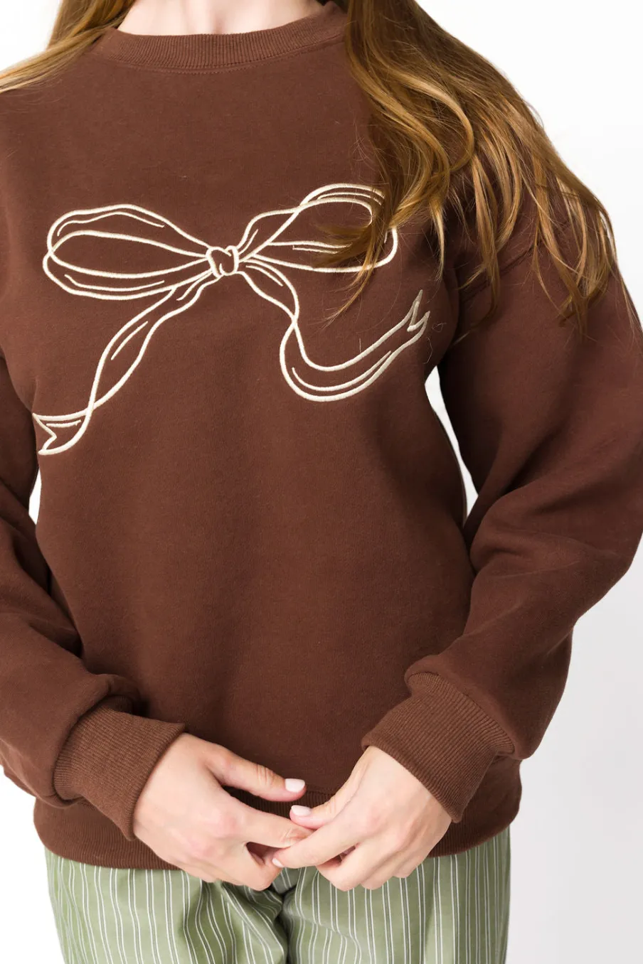 Hot Worth Collective Claire Embroidered Bow Sweatshirt in Chocolate