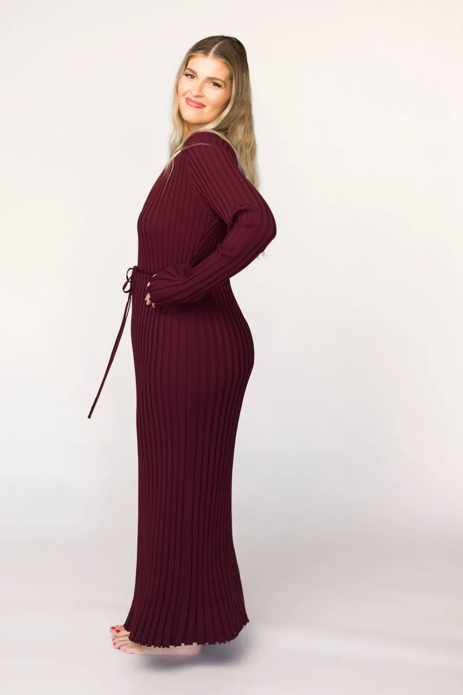Outlet Worth Collective Colette Premium Long Sleeved Ribbed Knit Maxi Dress in Burgundy - Bump