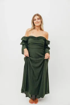 Fashion Worth Collective Corrine Maxi Dress with Pockets in Hunter Green