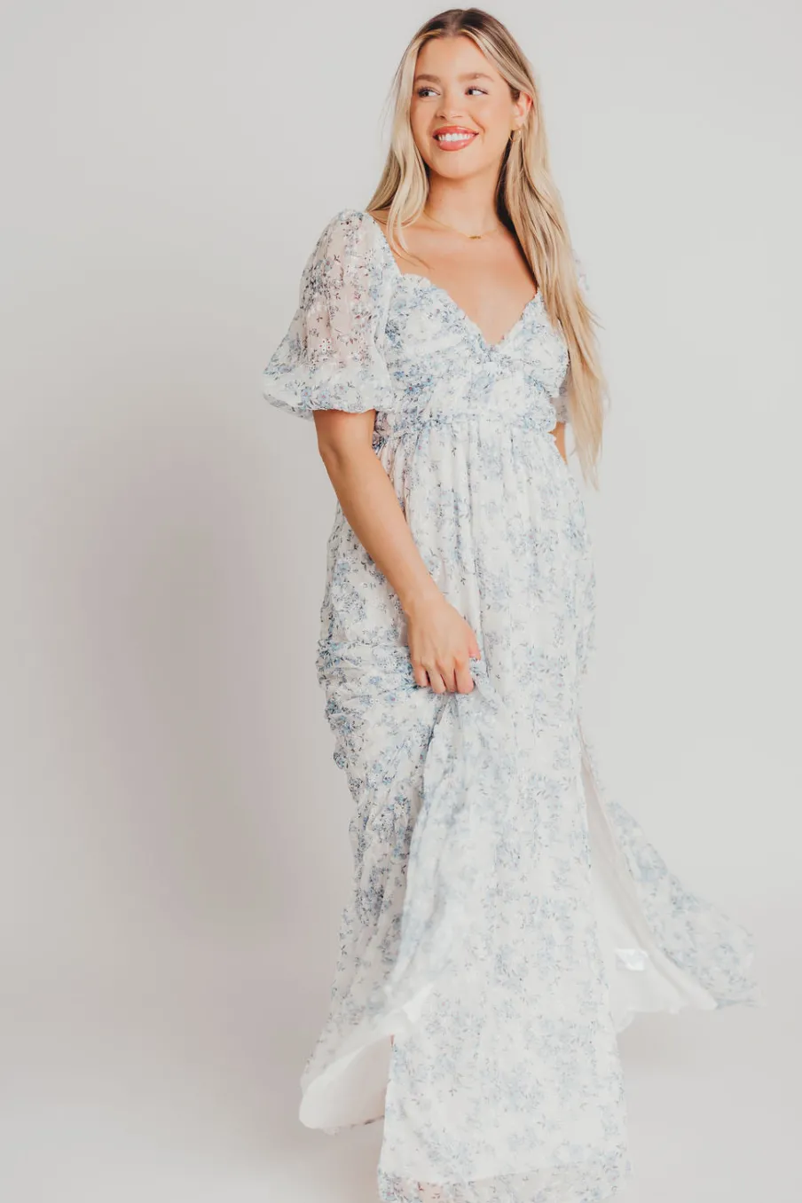 New Worth Collective Daphne High Slit Eyelet Detail Maxi Dress in Blue and White Floral - I
