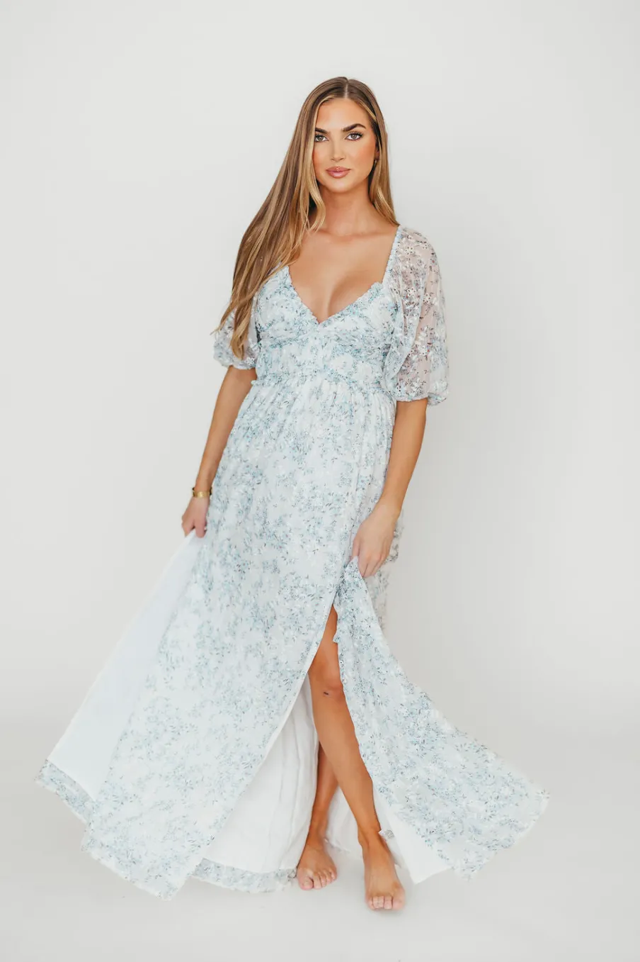 New Worth Collective Daphne High Slit Eyelet Detail Maxi Dress in Blue and White Floral - I