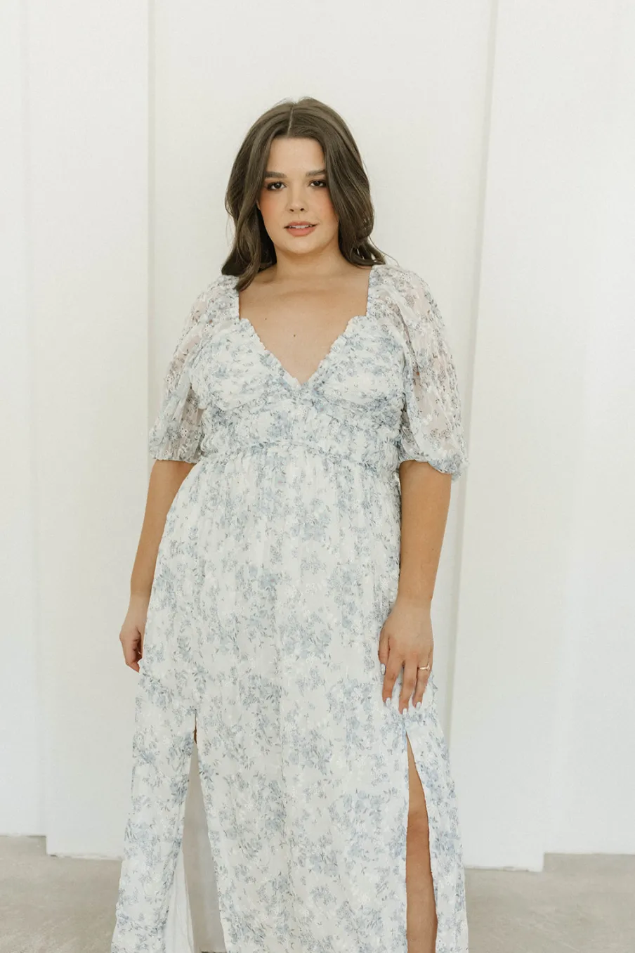 New Worth Collective Daphne High Slit Eyelet Detail Maxi Dress in Blue and White Floral - I