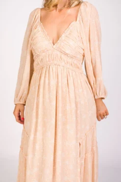 Outlet Worth Collective Daphne Long Sleeve Maxi Dress in Light Beige/White Floral - Bump Frien