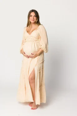 Outlet Worth Collective Daphne Long Sleeve Maxi Dress in Light Beige/White Floral - Bump Frien