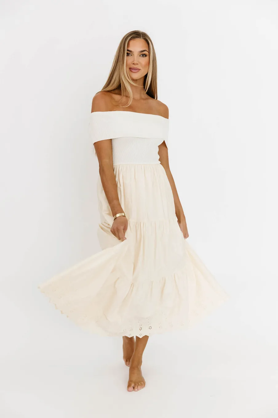 Outlet Worth Collective Dina Off-the-Shoulder Tiered Midi Dress in Cream