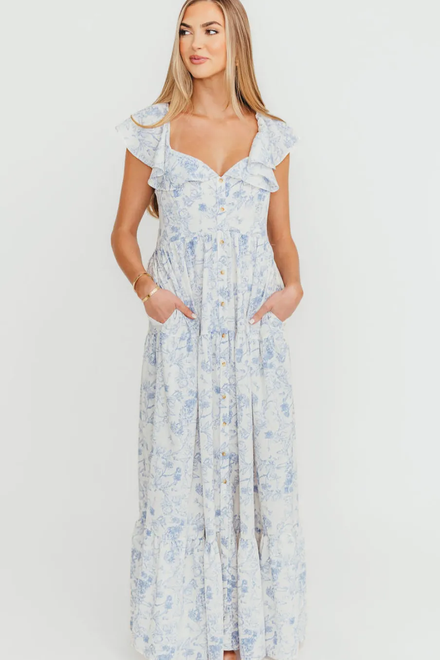 Outlet Worth Collective Dorothy Floral Button-up Maxi Dress in Blue/White - Nursing Friendly