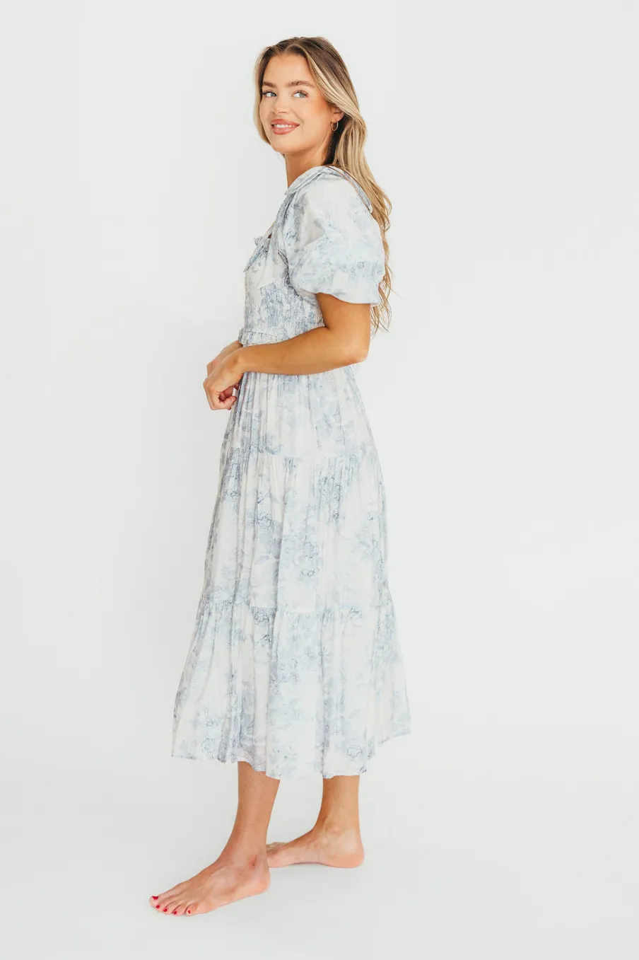 Best Worth Collective Elena Floral Print Smocked Midi Dress in Blue - Bump Friendly & Inclus