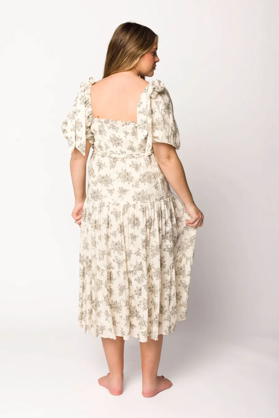 Discount Worth Collective Elena Toile Print Smocked Midi Dress in Ivory - Bump Friendly