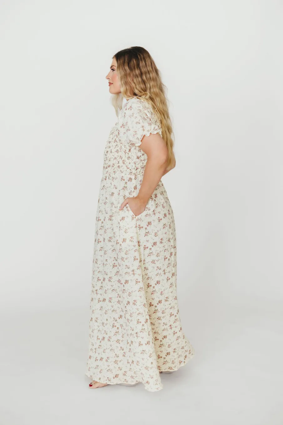 Discount Worth Collective Emilia 100% Cotton Smocked Maxi Dress in Ivory/Mauve Floral - Bump Fri