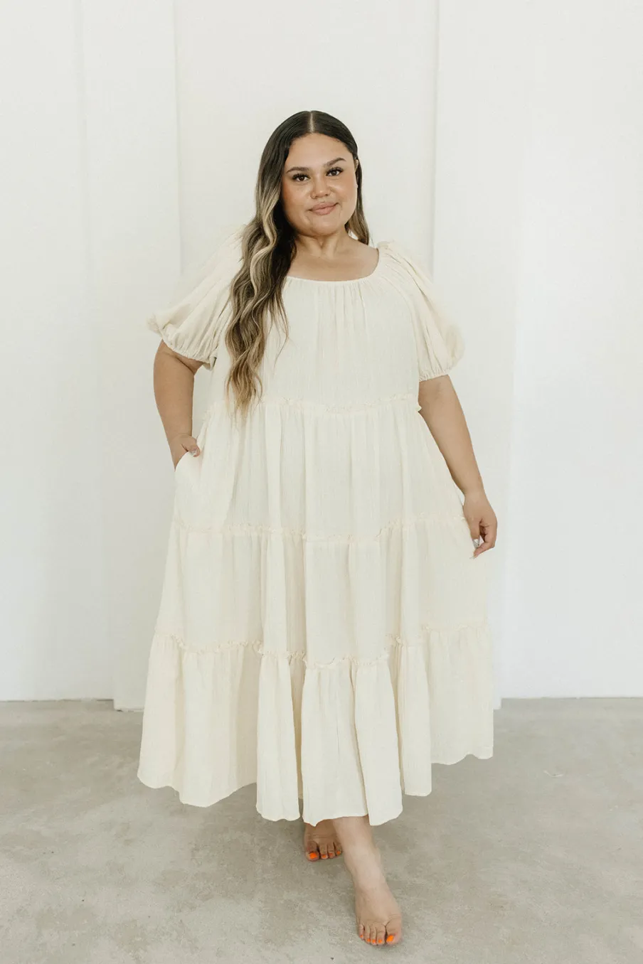 Discount Worth Collective Eva Puffed Sleeve Maxi Dress in Cream - Bump Friendly & Inclusive Sizi