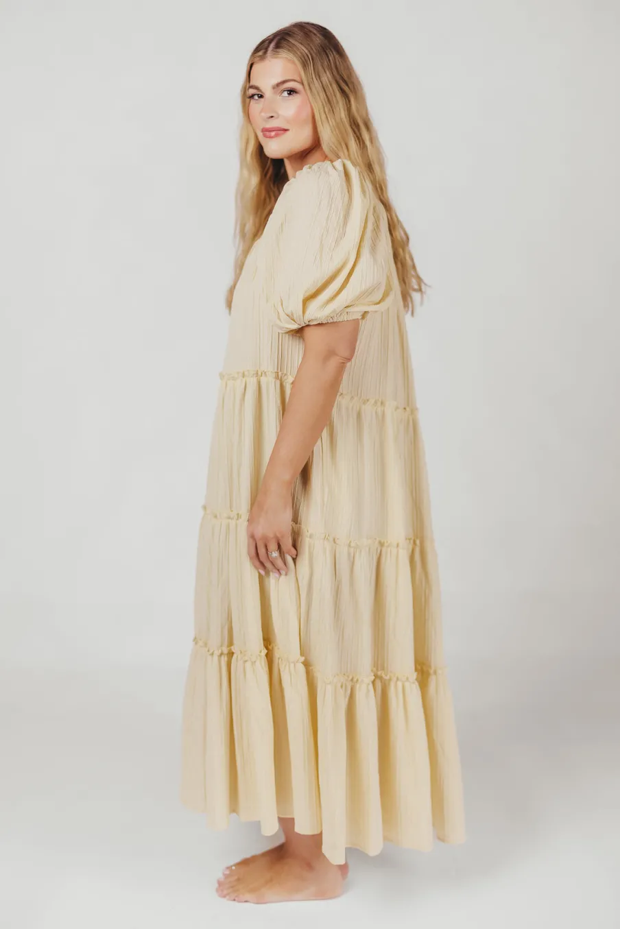 Discount Worth Collective Eva Puffed Sleeve Maxi Dress in Cream - Bump Friendly & Inclusive Sizi