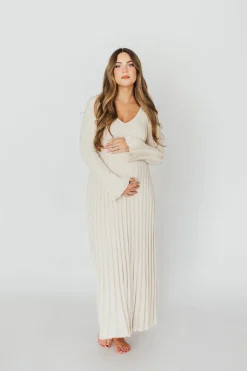 Sale Worth Collective Hadley Long Sleeve V-Neck Knit Maxi Dress in Cream Taupe
