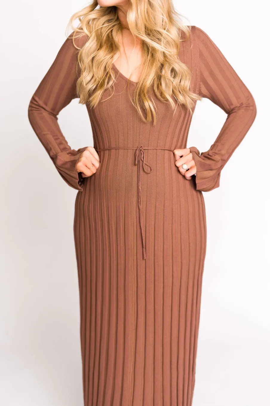 Sale Worth Collective Hadley Long Sleeve V-Neck Knit Maxi Dress in Cocoa
