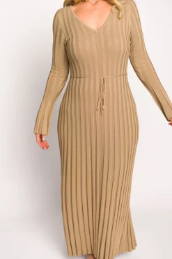 Fashion Worth Collective Hadley Long Sleeve V-Neck Knit Maxi Dress in Espresso
