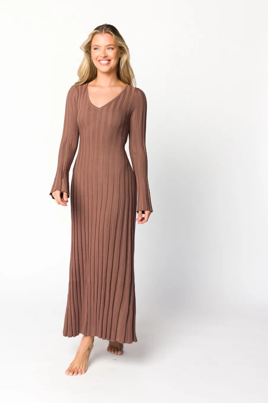 Sale Worth Collective Hadley Long Sleeve V-Neck Knit Maxi Dress in Cocoa