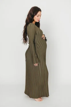 Outlet Worth Collective Hadley Long Sleeve V-Neck Knit Maxi Dress in Olive- Bump Friendly