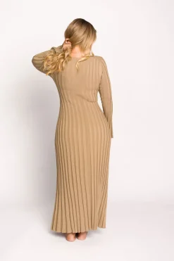 Fashion Worth Collective Hadley Long Sleeve V-Neck Knit Maxi Dress in Espresso
