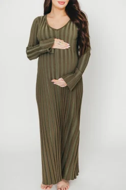 Outlet Worth Collective Hadley Long Sleeve V-Neck Knit Maxi Dress in Olive- Bump Friendly
