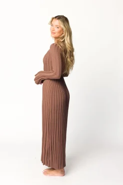 Sale Worth Collective Hadley Long Sleeve V-Neck Knit Maxi Dress in Cocoa