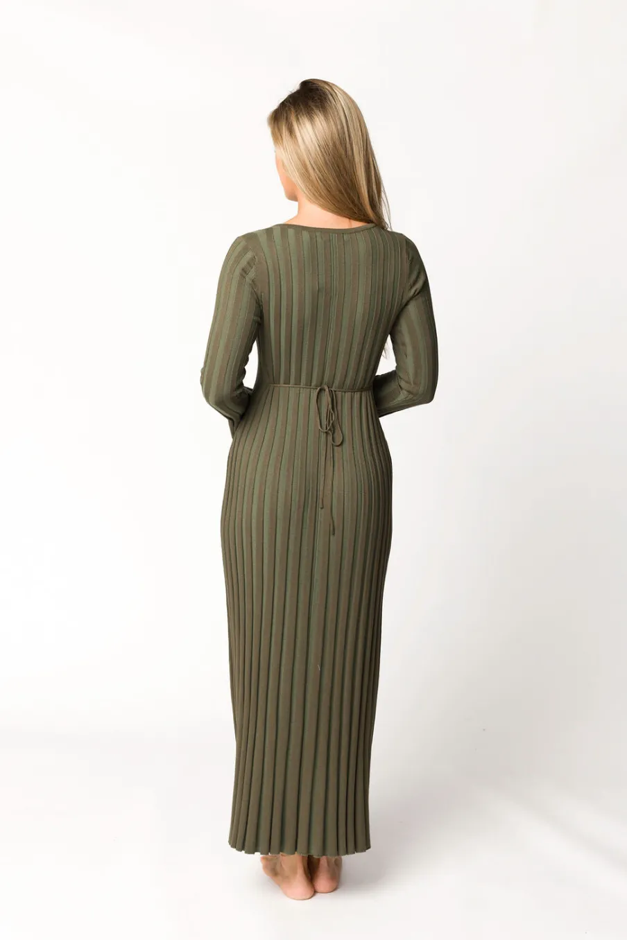 Outlet Worth Collective Hadley Long Sleeve V-Neck Knit Maxi Dress in Olive- Bump Friendly
