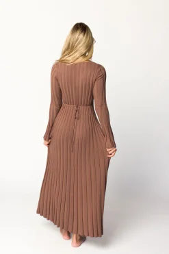 Sale Worth Collective Hadley Long Sleeve V-Neck Knit Maxi Dress in Cocoa