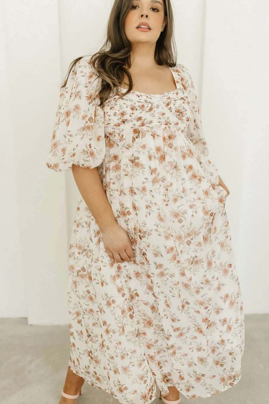 Sale Worth Collective Harlow Maxi Dress in Ivory Floral - Bump Friendly & Inclusive Sizing (