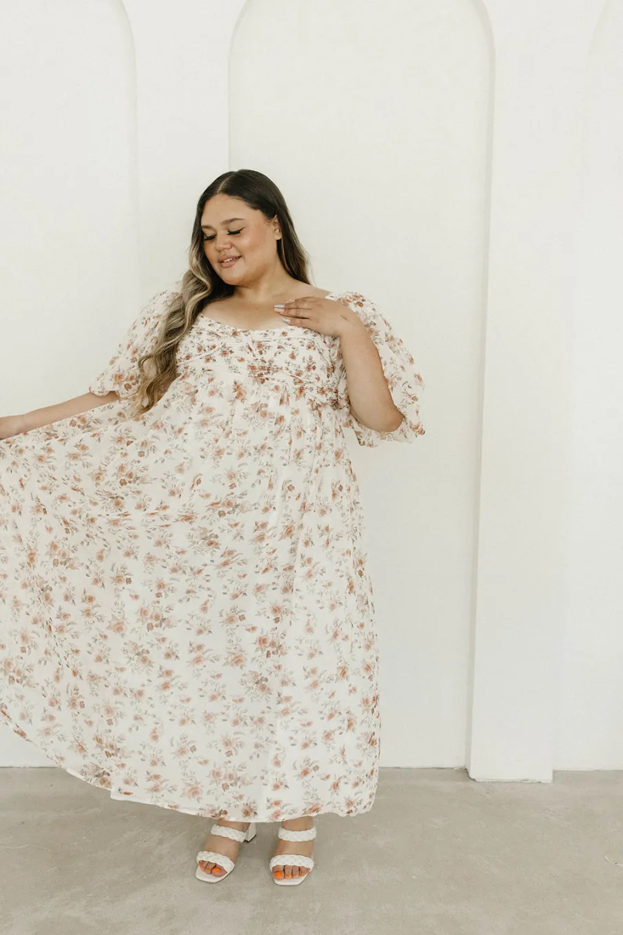 Sale Worth Collective Harlow Maxi Dress in Ivory Floral - Bump Friendly & Inclusive Sizing (