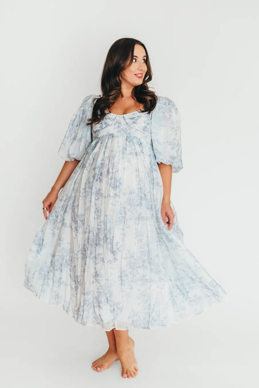 Discount Worth Collective Harlow Maxi Dress in Light Blue Floral - Bump Friendly and Size Inclus