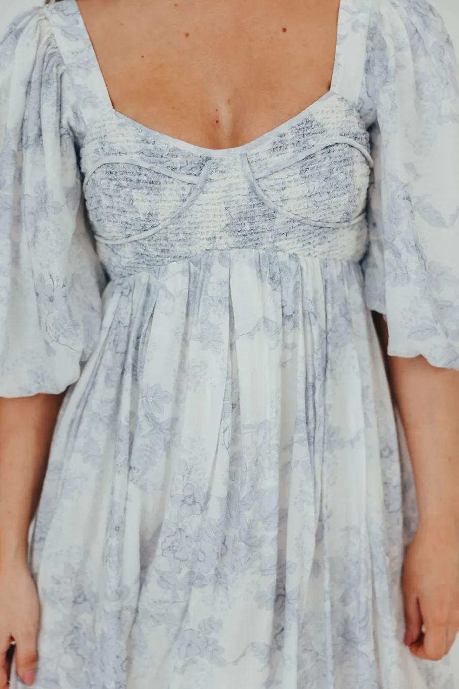 Discount Worth Collective Harlow Maxi Dress in Light Blue Floral - Bump Friendly and Size Inclus