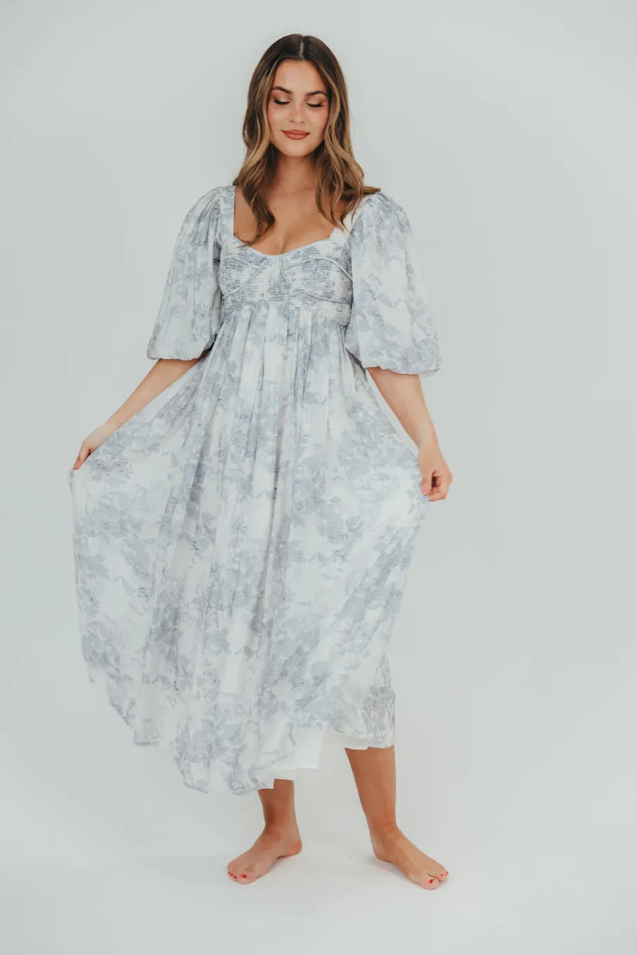 Discount Worth Collective Harlow Maxi Dress in Light Blue Floral - Bump Friendly and Size Inclus
