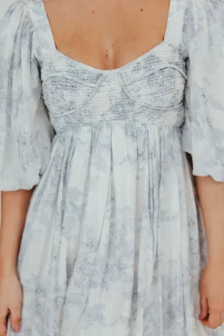 Discount Worth Collective Harlow Maxi Dress in Light Blue Floral - Bump Friendly and Size Inclus