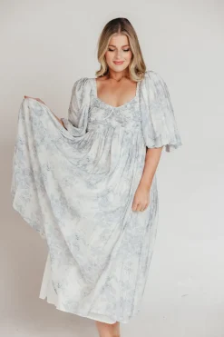 Discount Worth Collective Harlow Maxi Dress in Light Blue Floral - Bump Friendly and Size Inclus