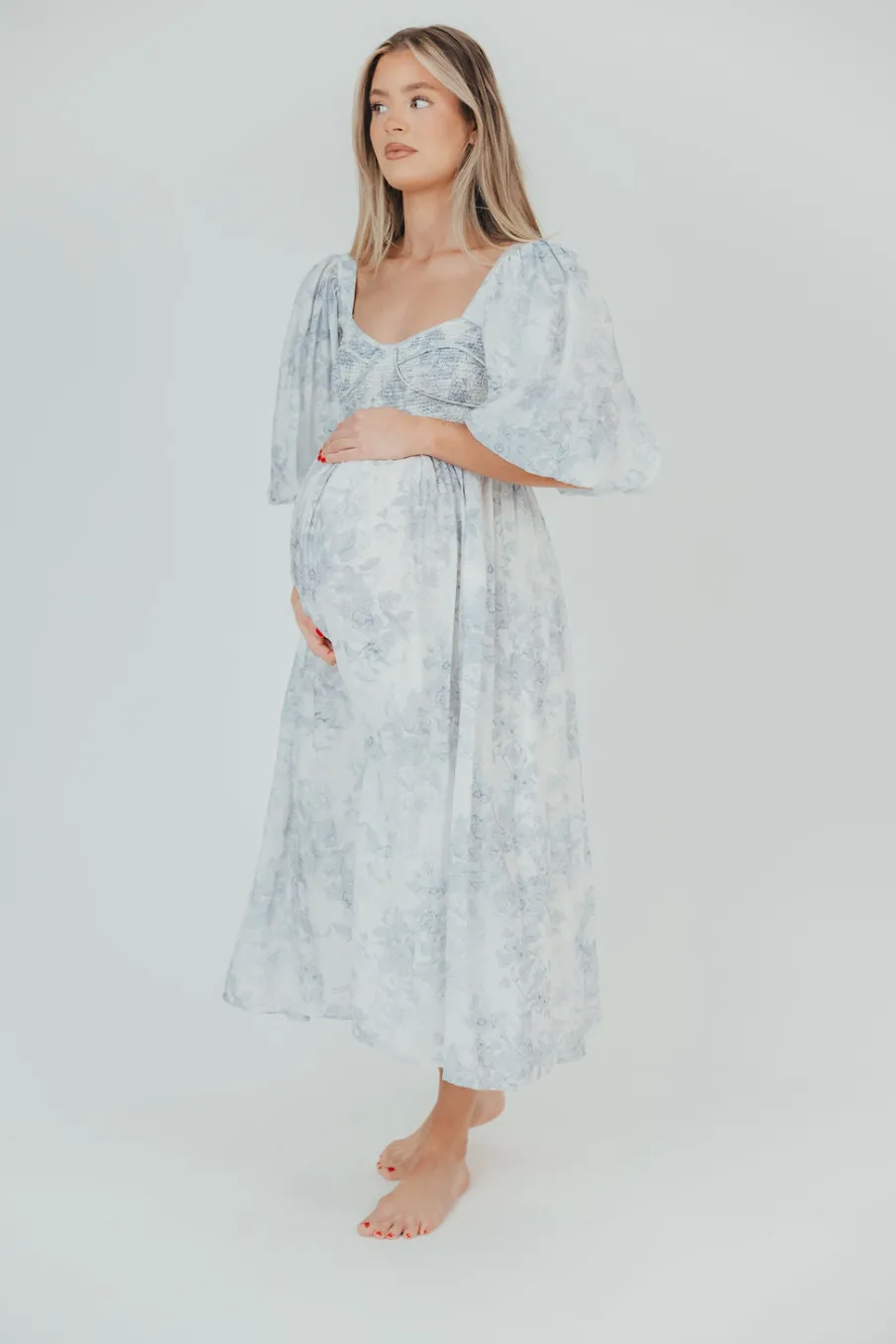 Discount Worth Collective Harlow Maxi Dress in Light Blue Floral - Bump Friendly and Size Inclus