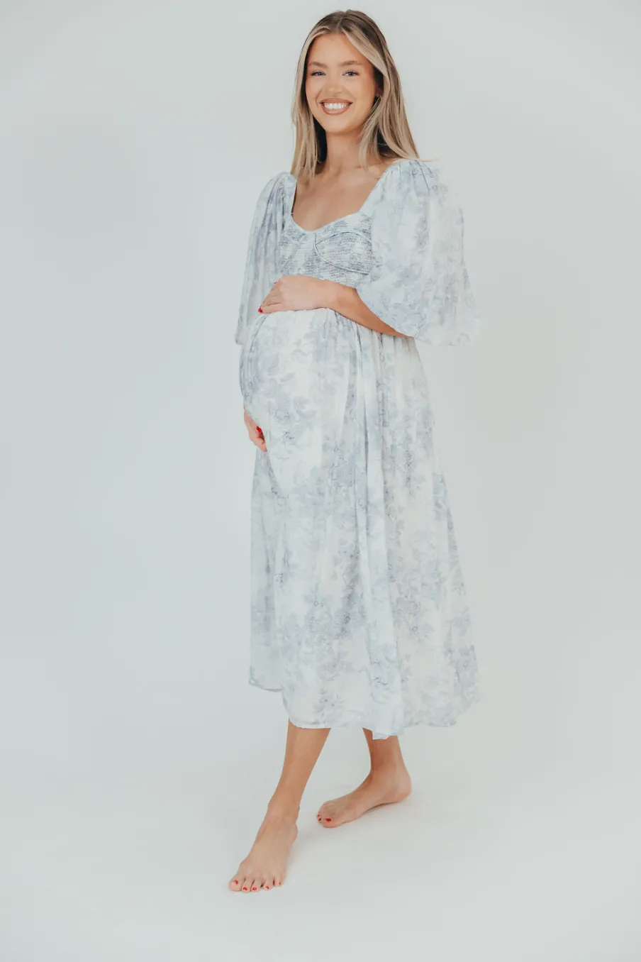 Discount Worth Collective Harlow Maxi Dress in Light Blue Floral - Bump Friendly and Size Inclus