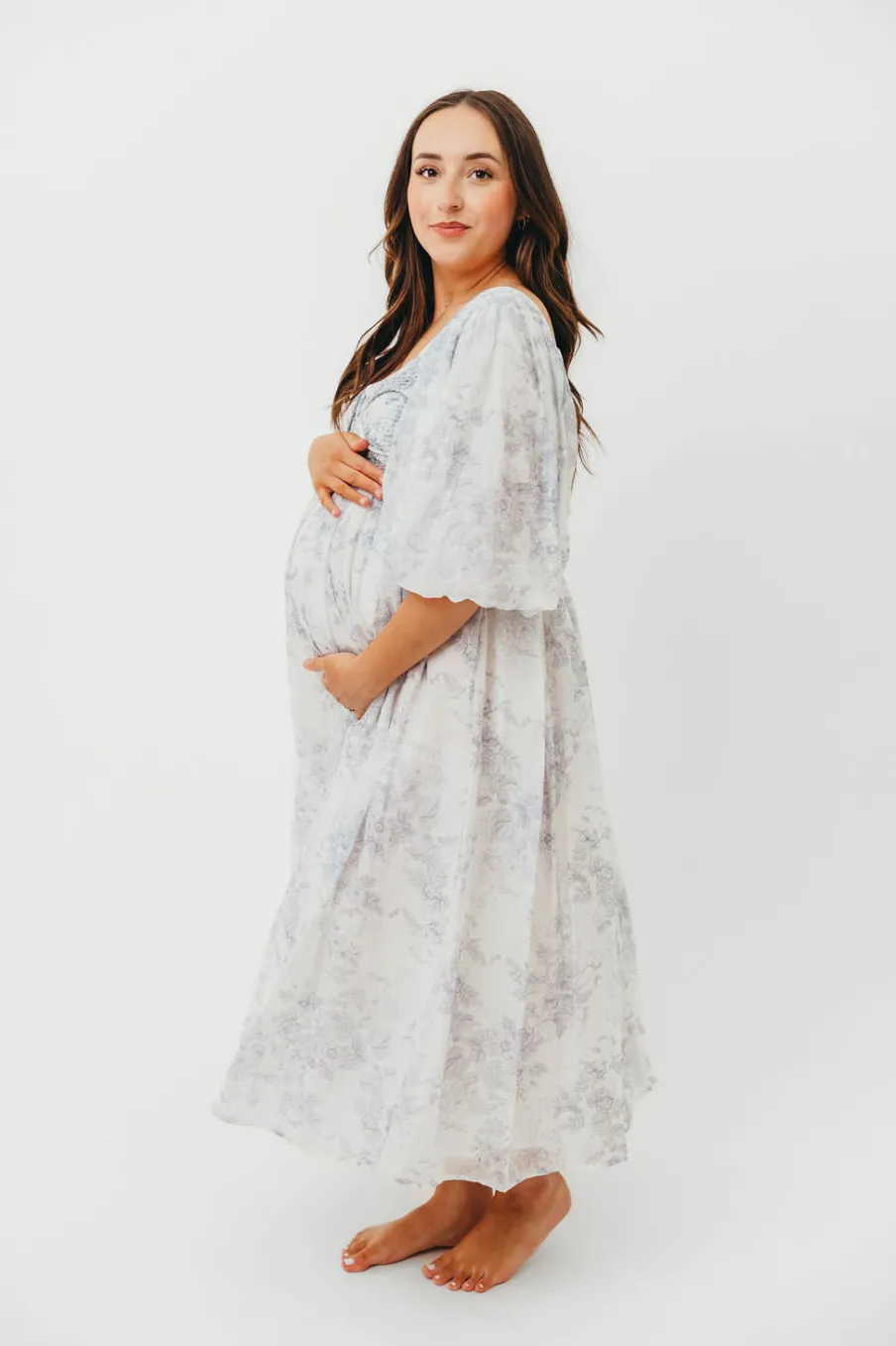 Discount Worth Collective Harlow Maxi Dress in Light Blue Floral - Bump Friendly and Size Inclus