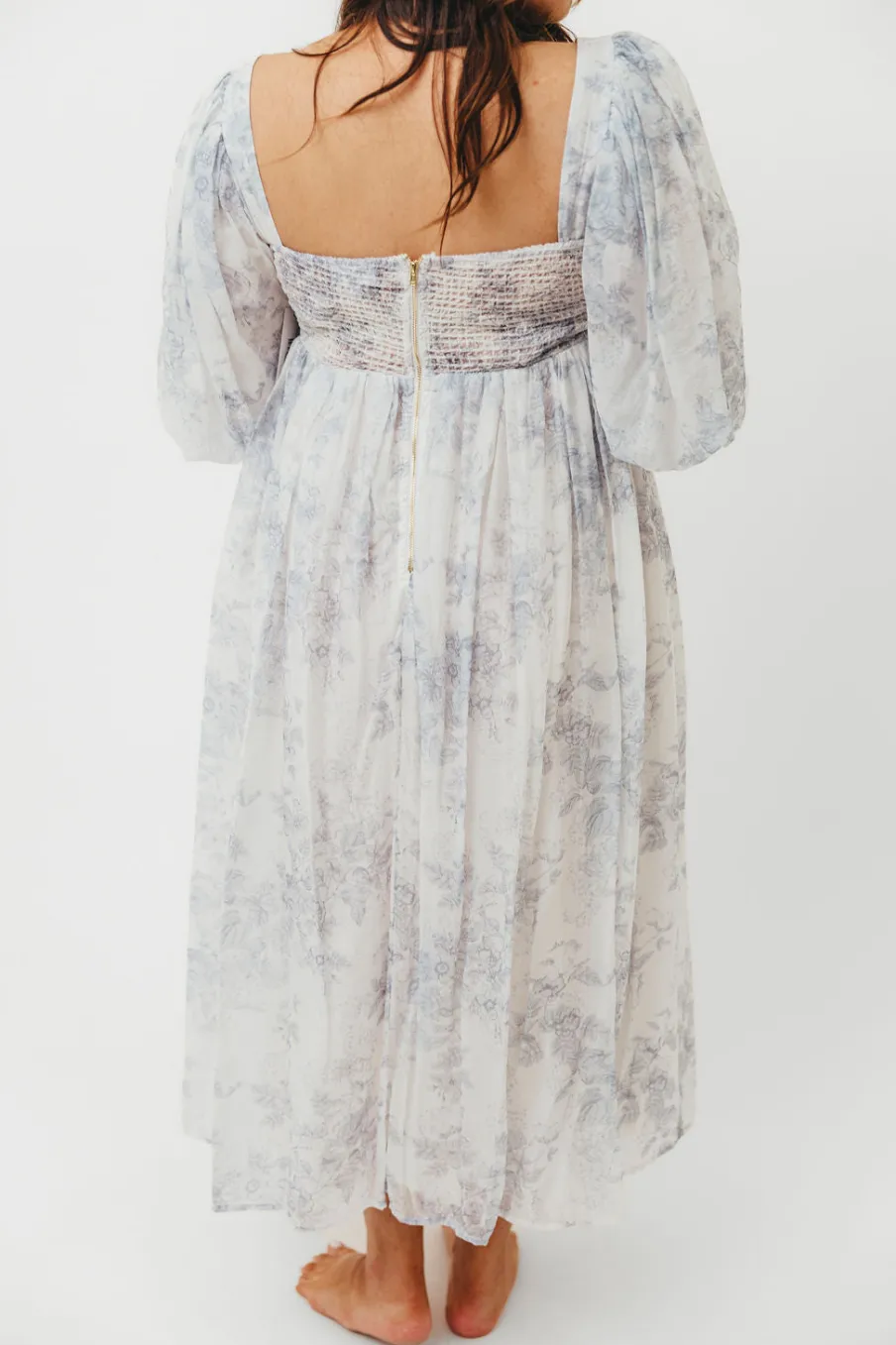 Discount Worth Collective Harlow Maxi Dress in Light Blue Floral - Bump Friendly and Size Inclus