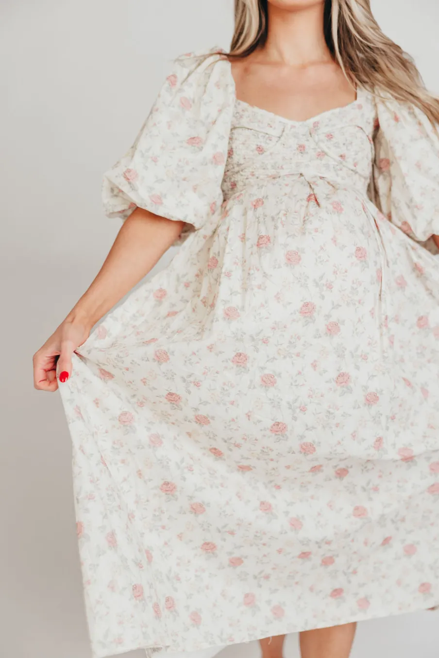 Online Worth Collective Harlow Maxi Dress in Off-White Floral - Bump Friendly & Inclusive Sizi