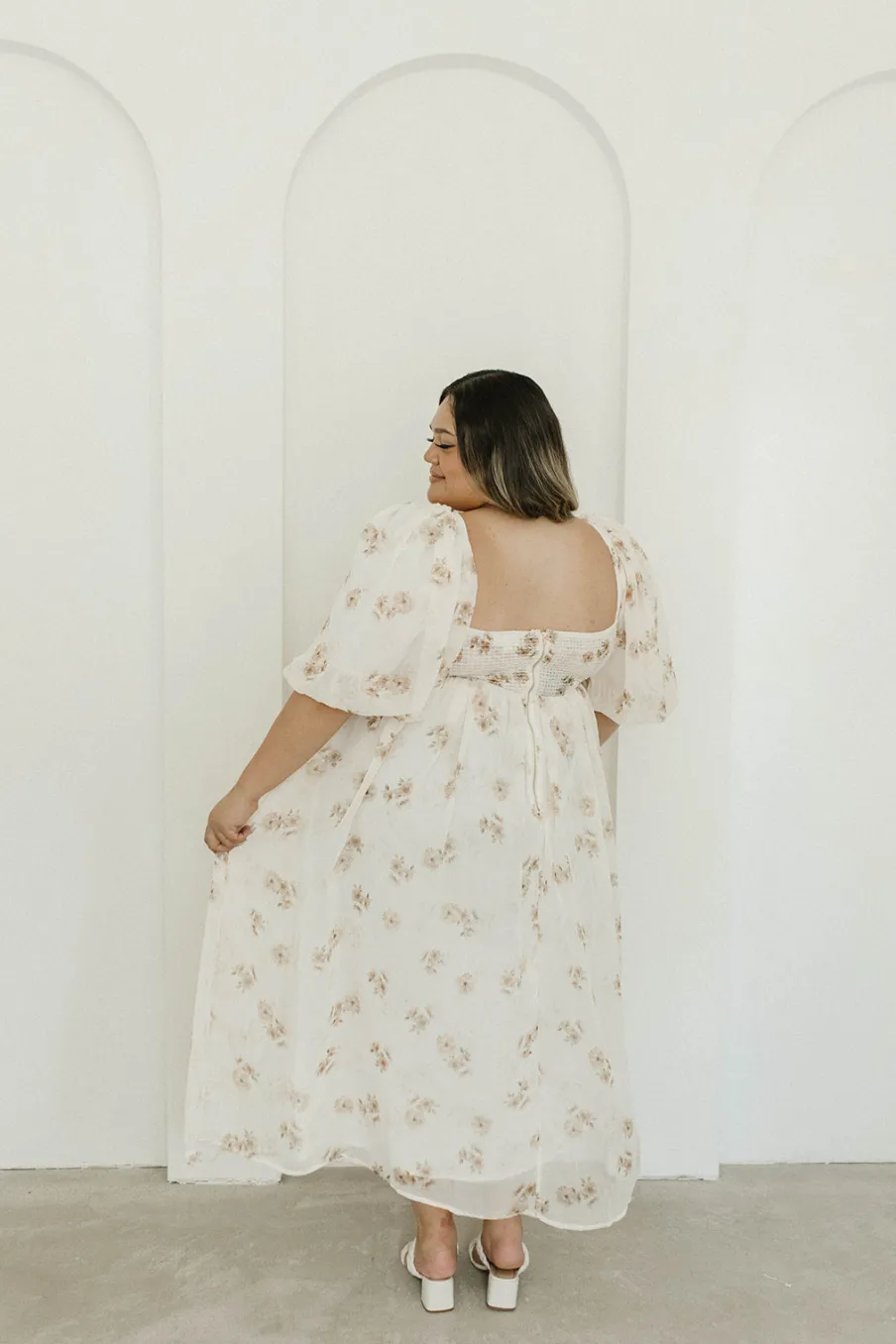 New Worth Collective Harlow Maxi Dress in Taupe Floral - Bump Friendly & Inclusive Sizing (
